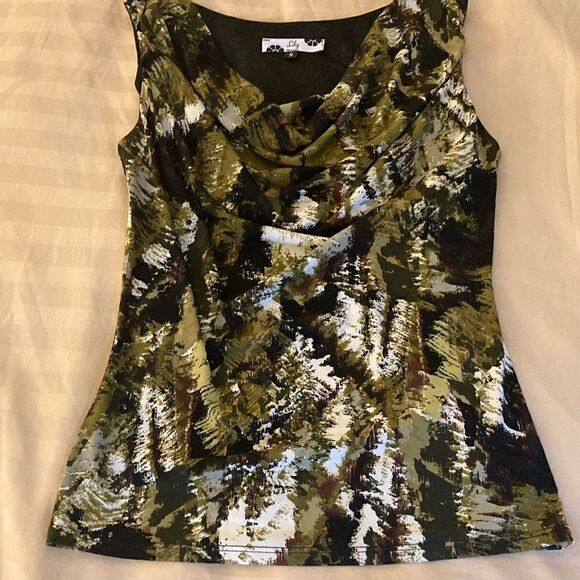 Lily Sleeveless Blouse with Draped Cowl Neckline in Abstract Print. Size Small. - Picture 1 of 5